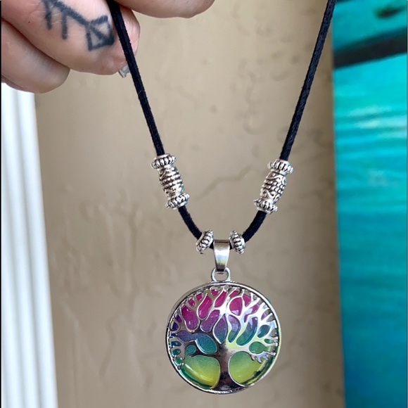 Tree of life boho suede adjustable choker necklace - Picture 4 of 8